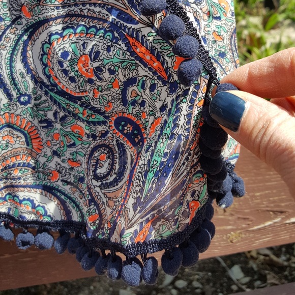 Honey Punch Pom Pom Shorts - Picture 3 of 10